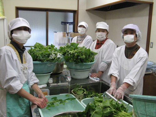 葉わさび寿司、巻き寿司　道の駅みなみ波賀