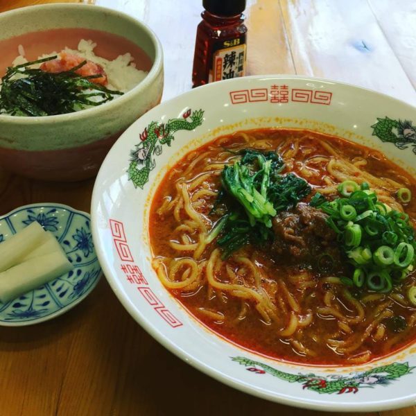 道の駅はが　波賀味噌使用　坦々麺セット登場　冬のあったかメニュー