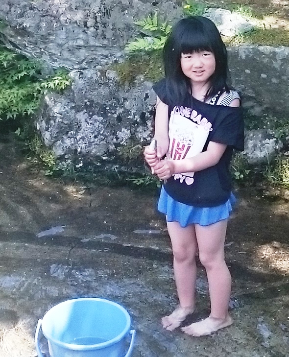 初夏の陽気！　アマゴつかみ　波賀温泉楓香荘　道の駅みなみ波賀から車で10分